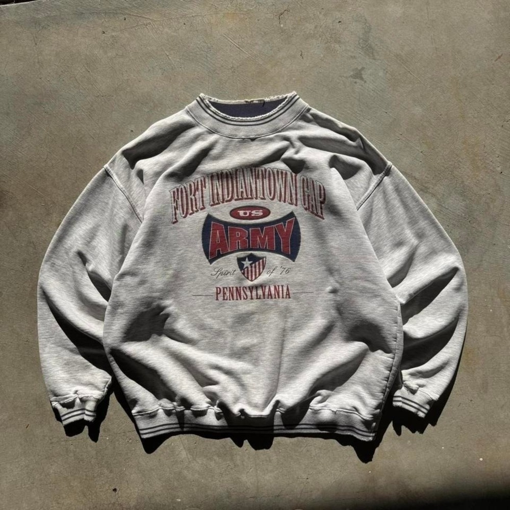 Vintage Army Faded Grey Heavyweight 90s Boxy Oversize Crewneck Sweatshirt
